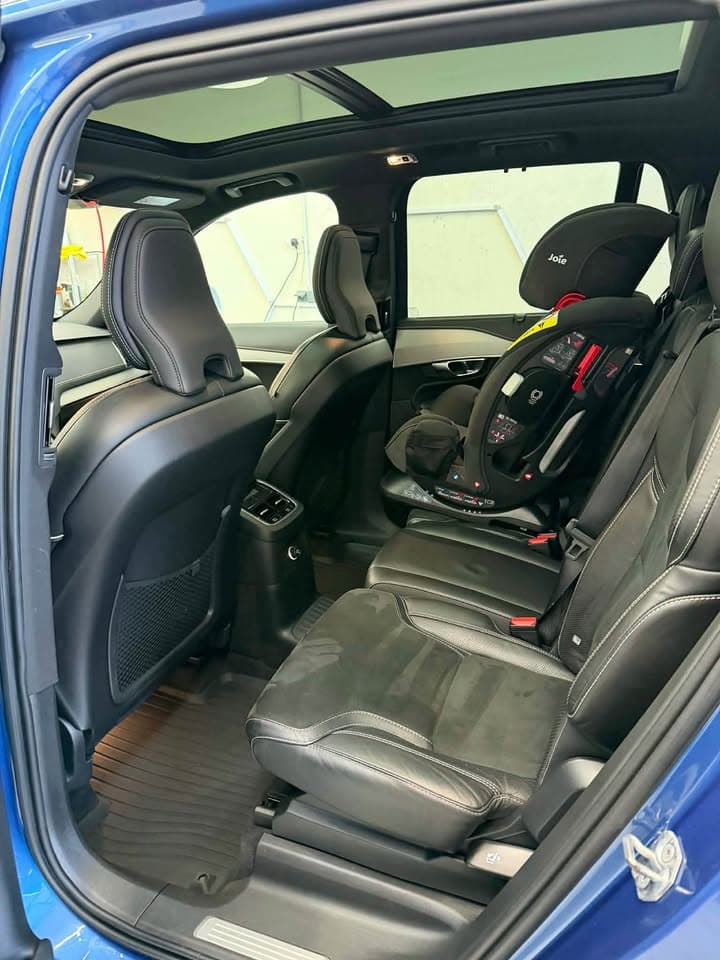 2019 Volvo XC90 T8 R Design