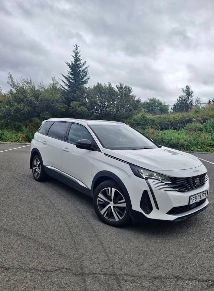 2023 Peugeot 5008