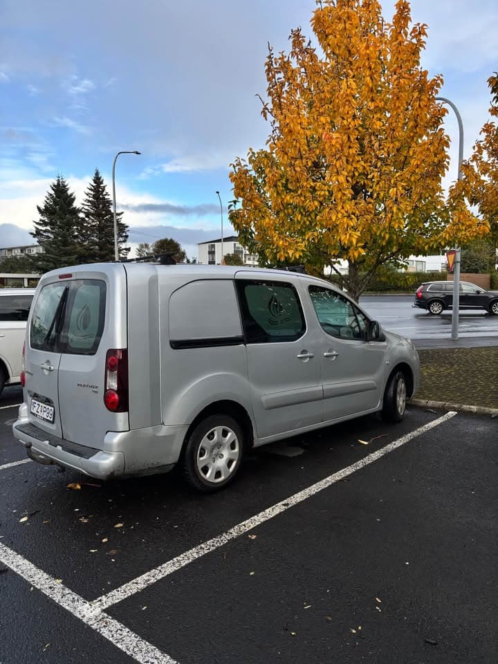 2015 Peugeot Partner