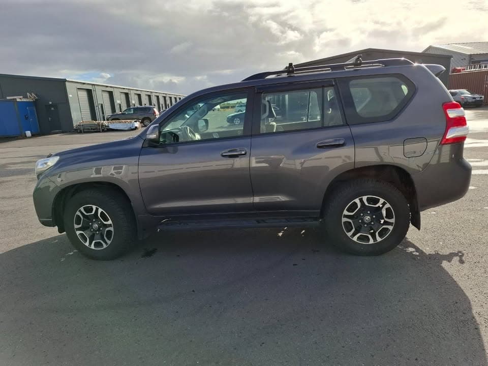 2018 Toyota Land Cruiser