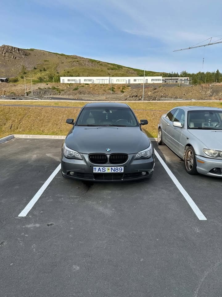 2005 BMW Series 5