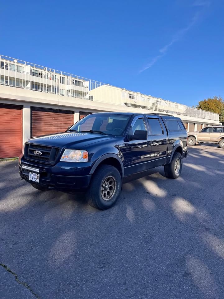 2004 Ford F-150 FX4