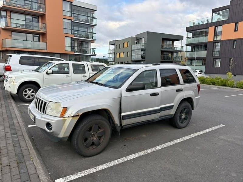 2005 Jeep Cherokee