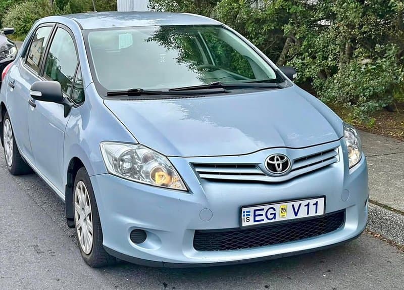 2011 Toyota Auris