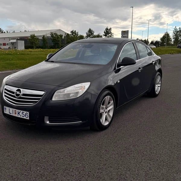 2012 Opel Insignia