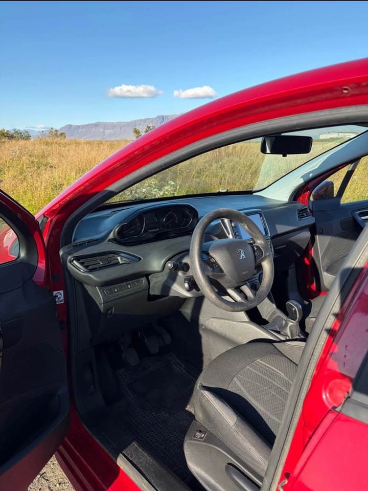 2015 Peugeot 208