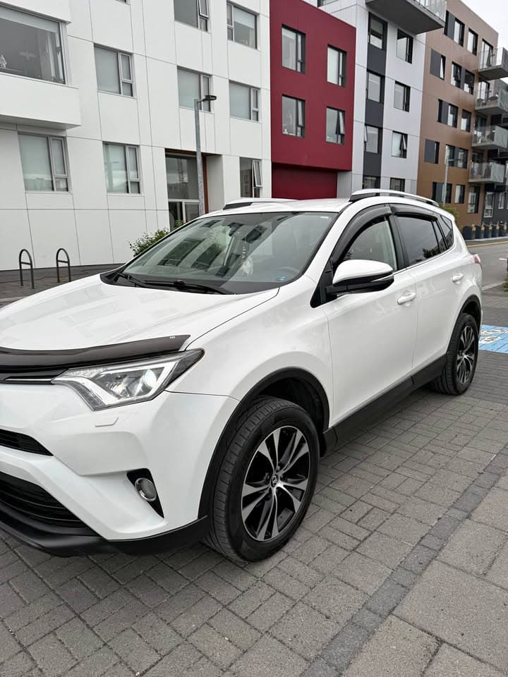 2016 Toyota RAV4