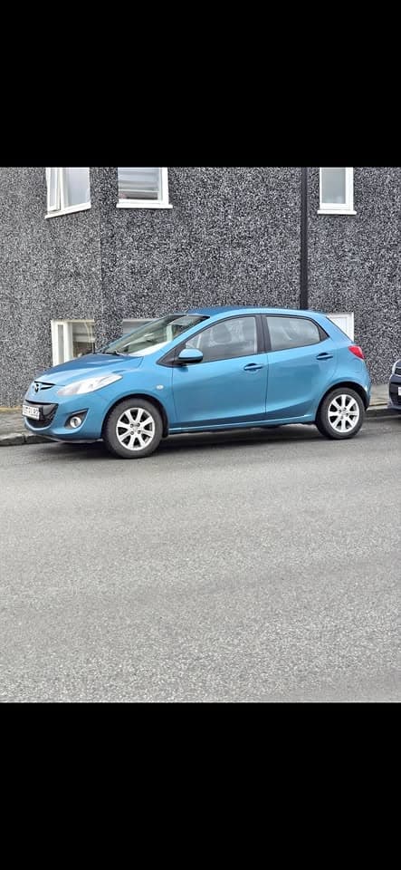 2012 Mazda 2