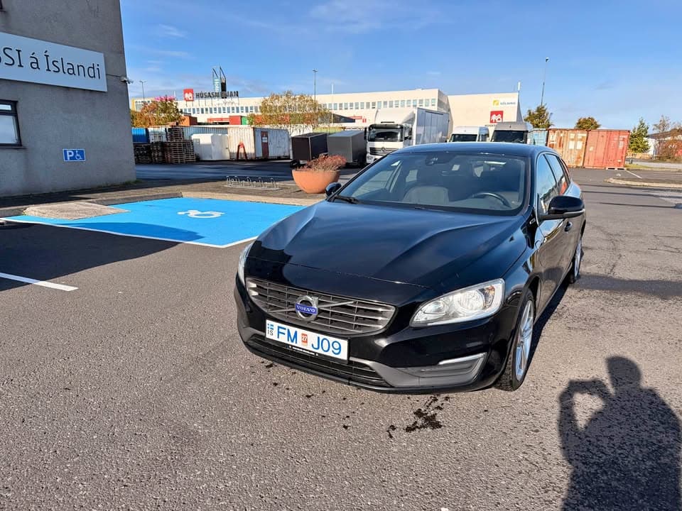 2017 Volvo V60