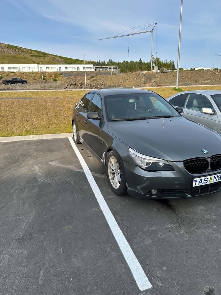 2005 BMW Series 5