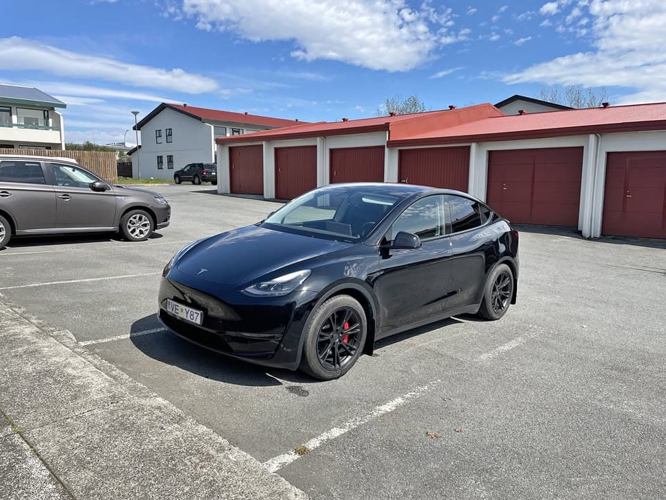 2023 Tesla Y