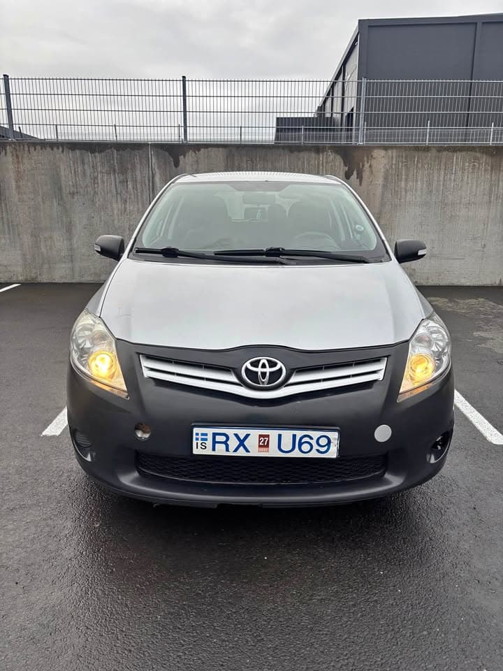 2010 Toyota Auris