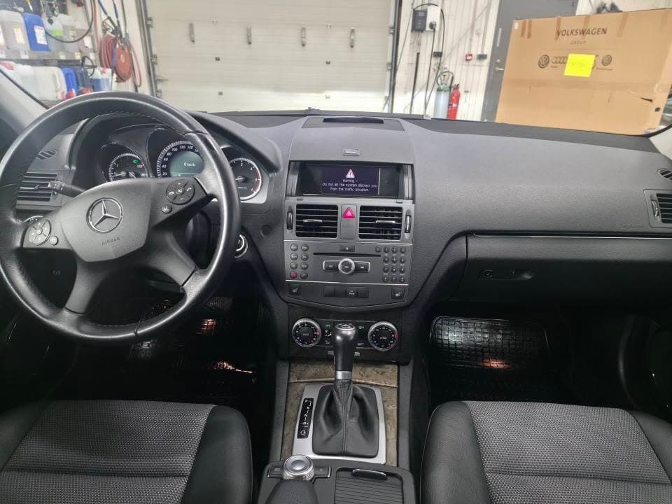2011 Mercedes-Benz C 220 CDI