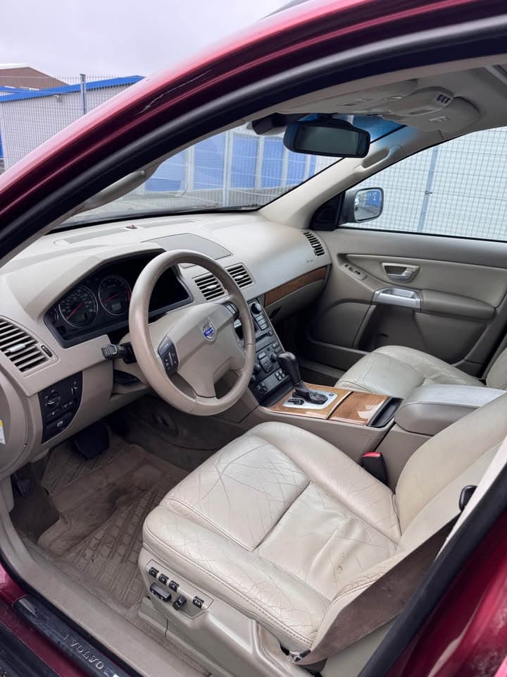 2005 Volvo XC90