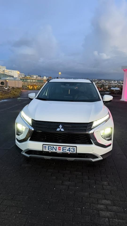 2022 Mitsubishi Eclipse Cross PHEV