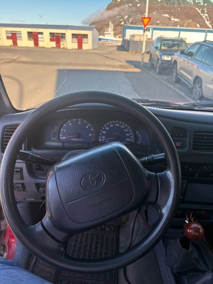 1998 Toyota Hilux