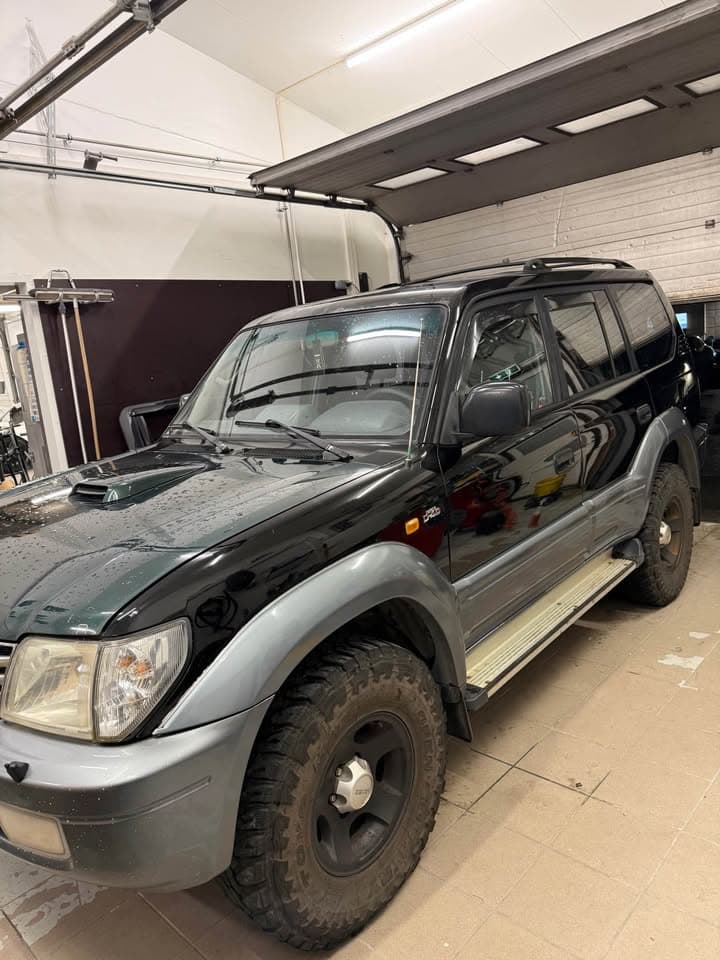 2002 Toyota Land Cruiser