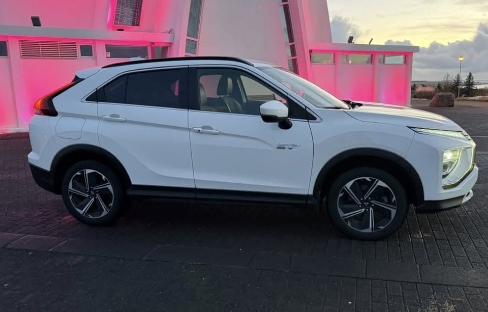 2022 Mitsubishi Eclipse Cross PHEV