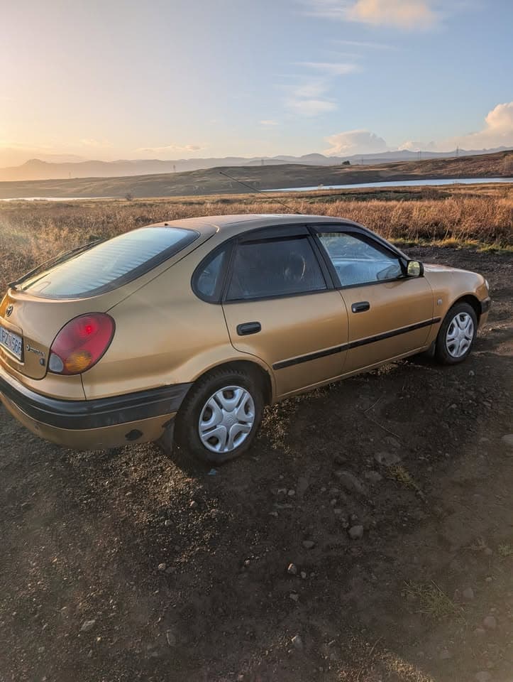 2001 Toyota Corolla