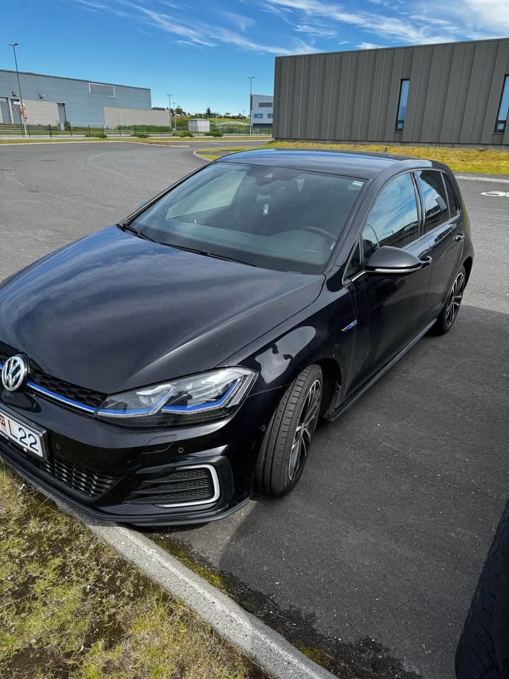 2018 Volkswagen Golf GTE