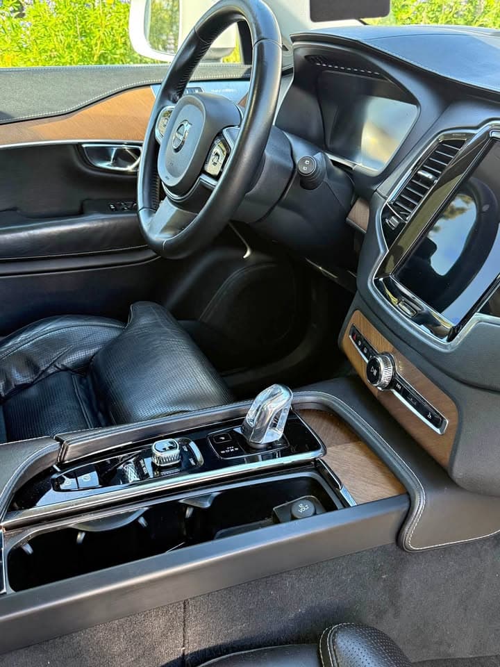2017 Volvo XC90 Inscription T8