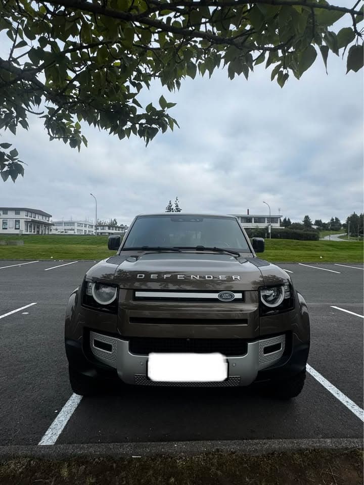 2020 Land Rover Defender 110 D240 S