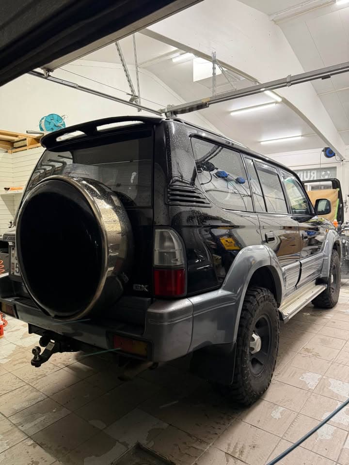 2002 Toyota Land Cruiser