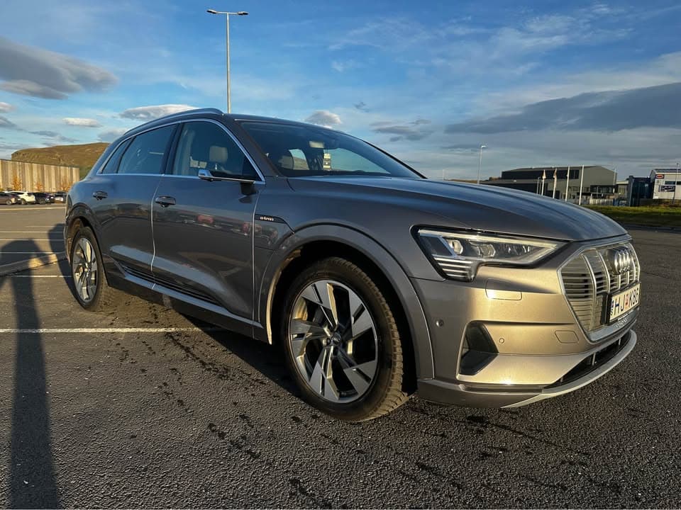 2019 Audi e-tron 55