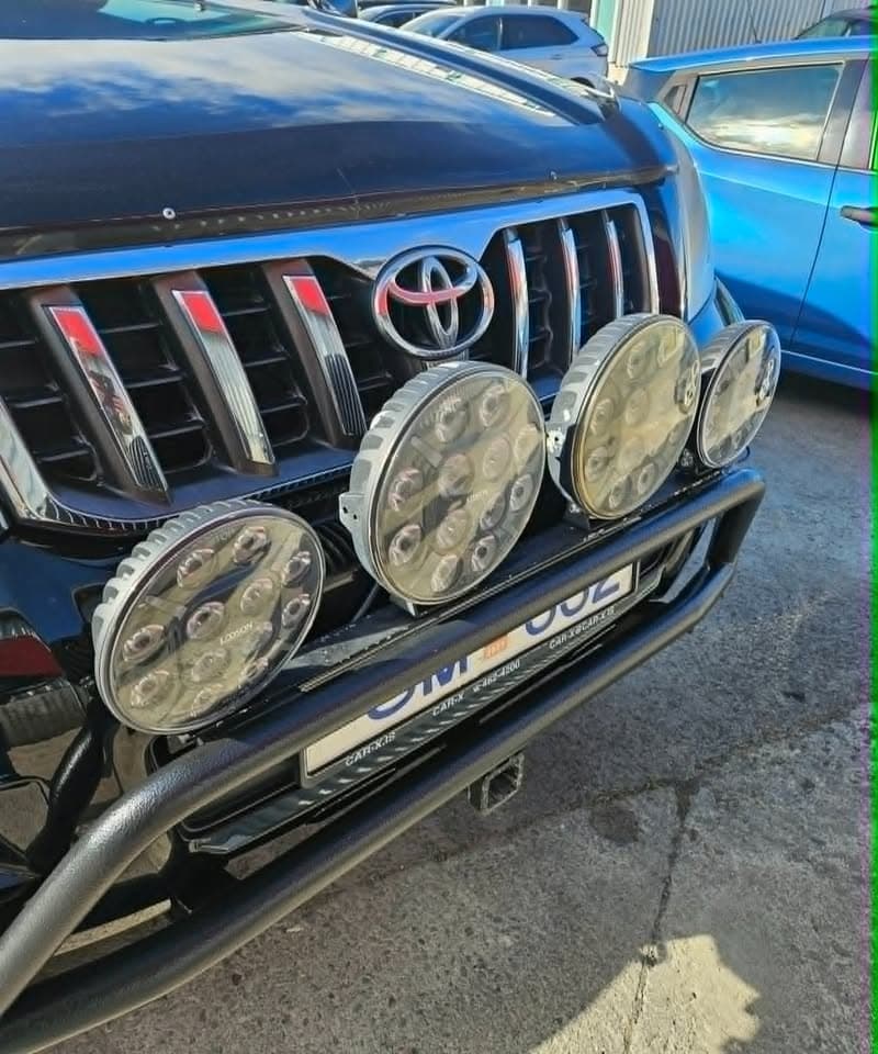 2004 Toyota Land Cruiser