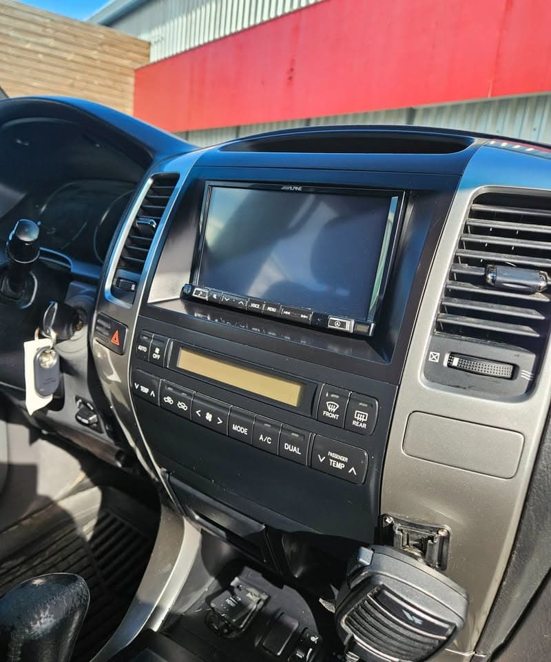 2004 Toyota Land Cruiser