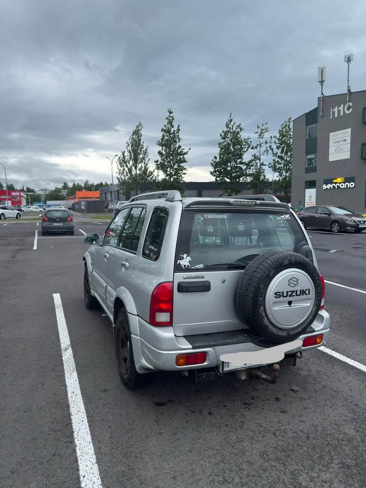 2005 Suzuki Grand Vitara