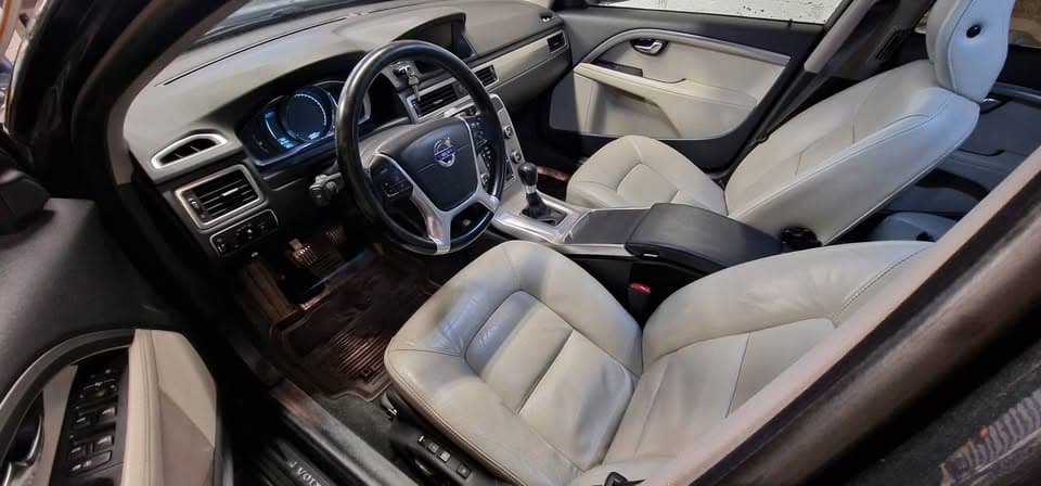 2014 Volvo V70