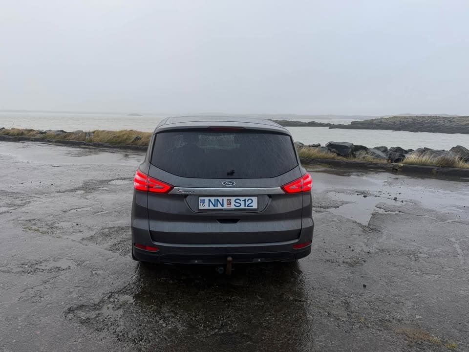 2016 Ford S-Max