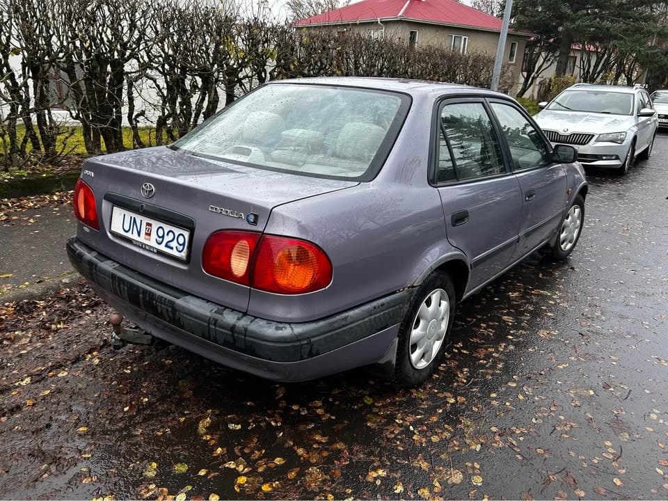 1997 Toyota Corolla