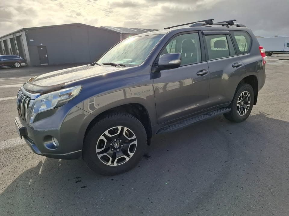 2018 Toyota Land Cruiser