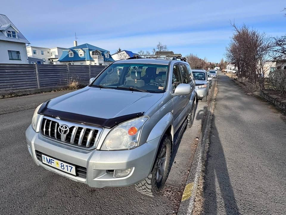 2005 Toyota Land Cruiser J120 GX