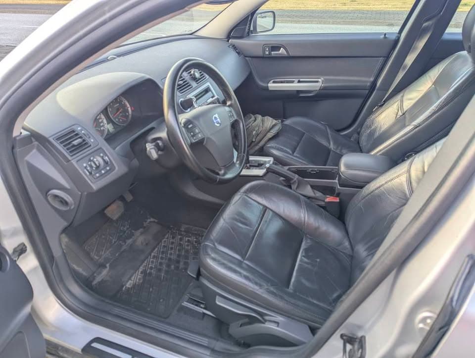 2005 Volvo V50
