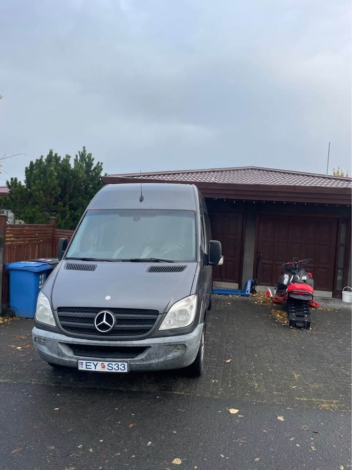 Mercedes-Benz Sprinter