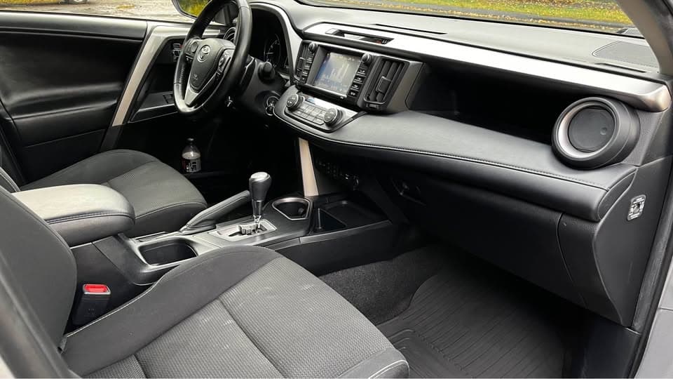 2017 Toyota RAV4