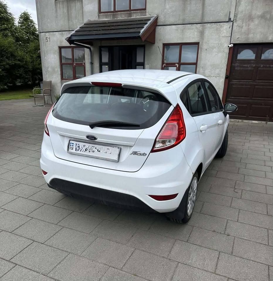 2017 Ford Fiesta