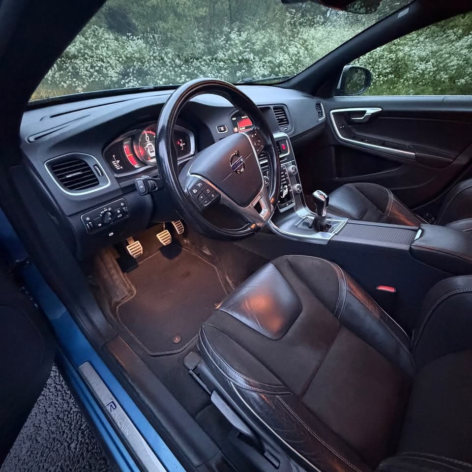 2015 Volvo S60 R-Design
