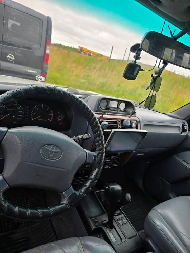 1999 Toyota Land Cruiser 90
