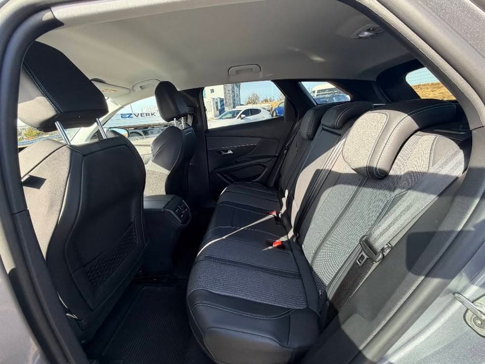 2021 Peugeot 3008