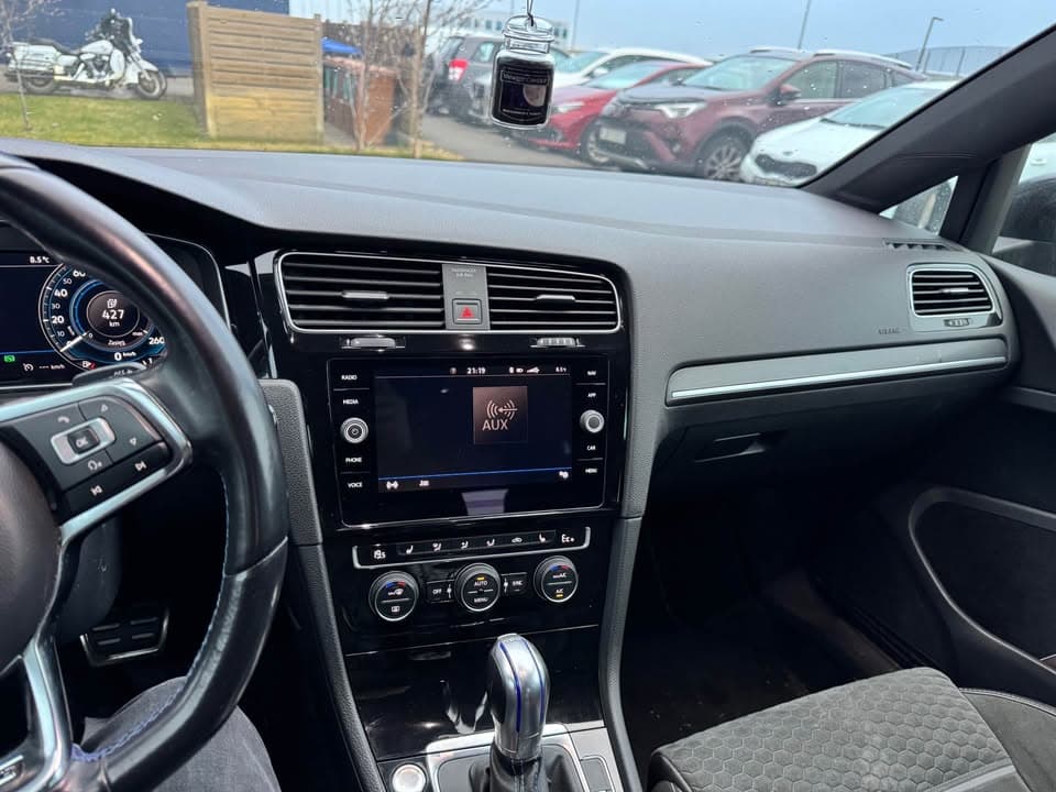 2018 Volkswagen Golf GTE
