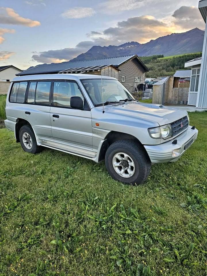 1998 Mitsubishi Pajero