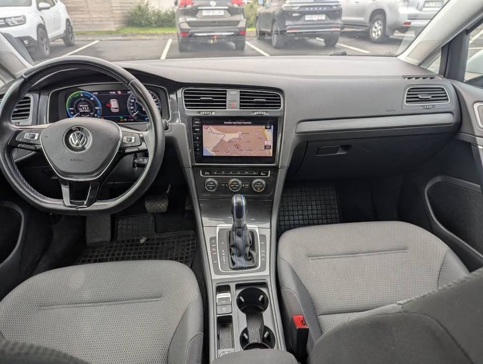 2020 Volkswagen e-Golf