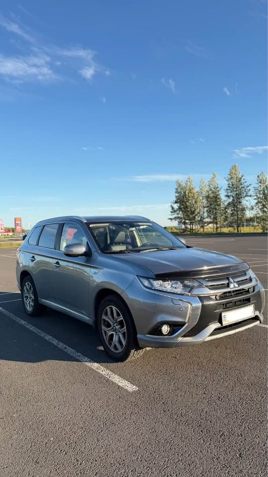 2018 Mitsubishi Outlander PHEV