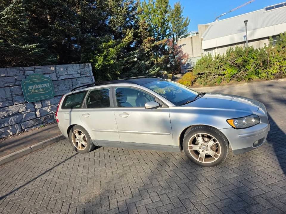 2005 Volvo V50