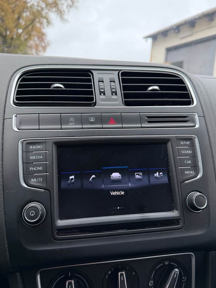 2017 Volkswagen Polo