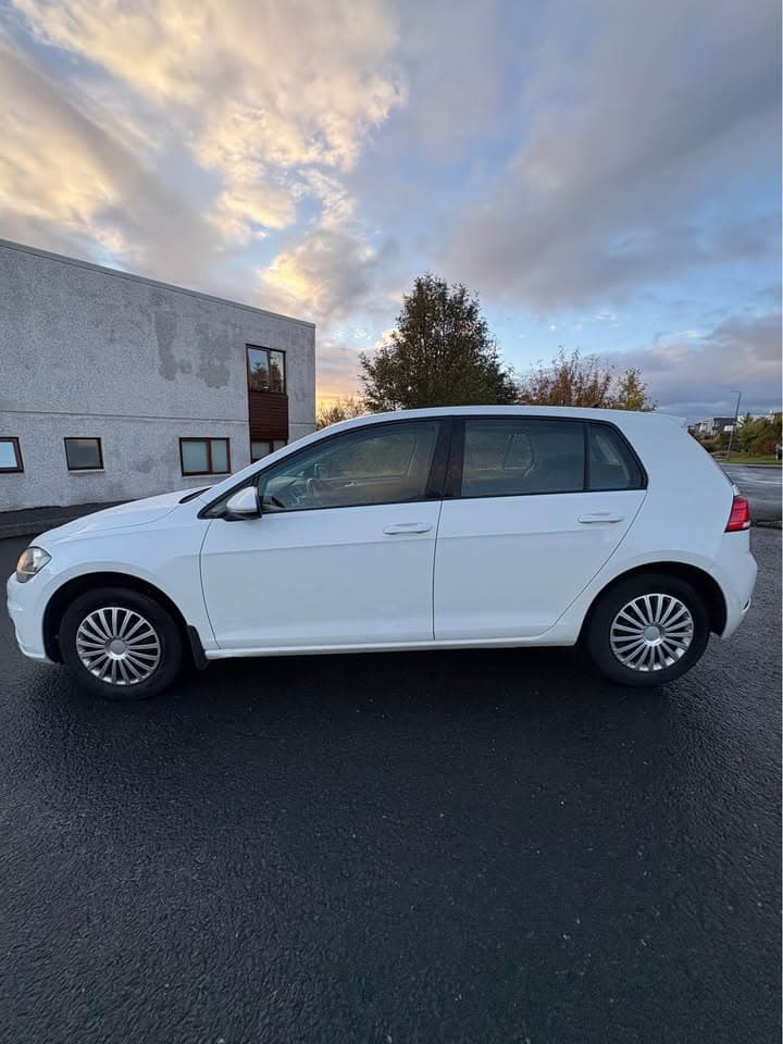 2017 Volkswagen Golf TSI